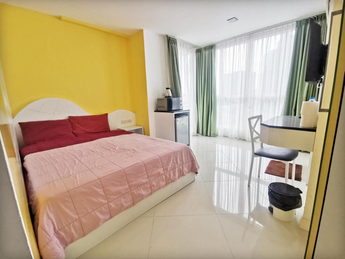 Daisy Residence Jomtien Beach Exterior foto