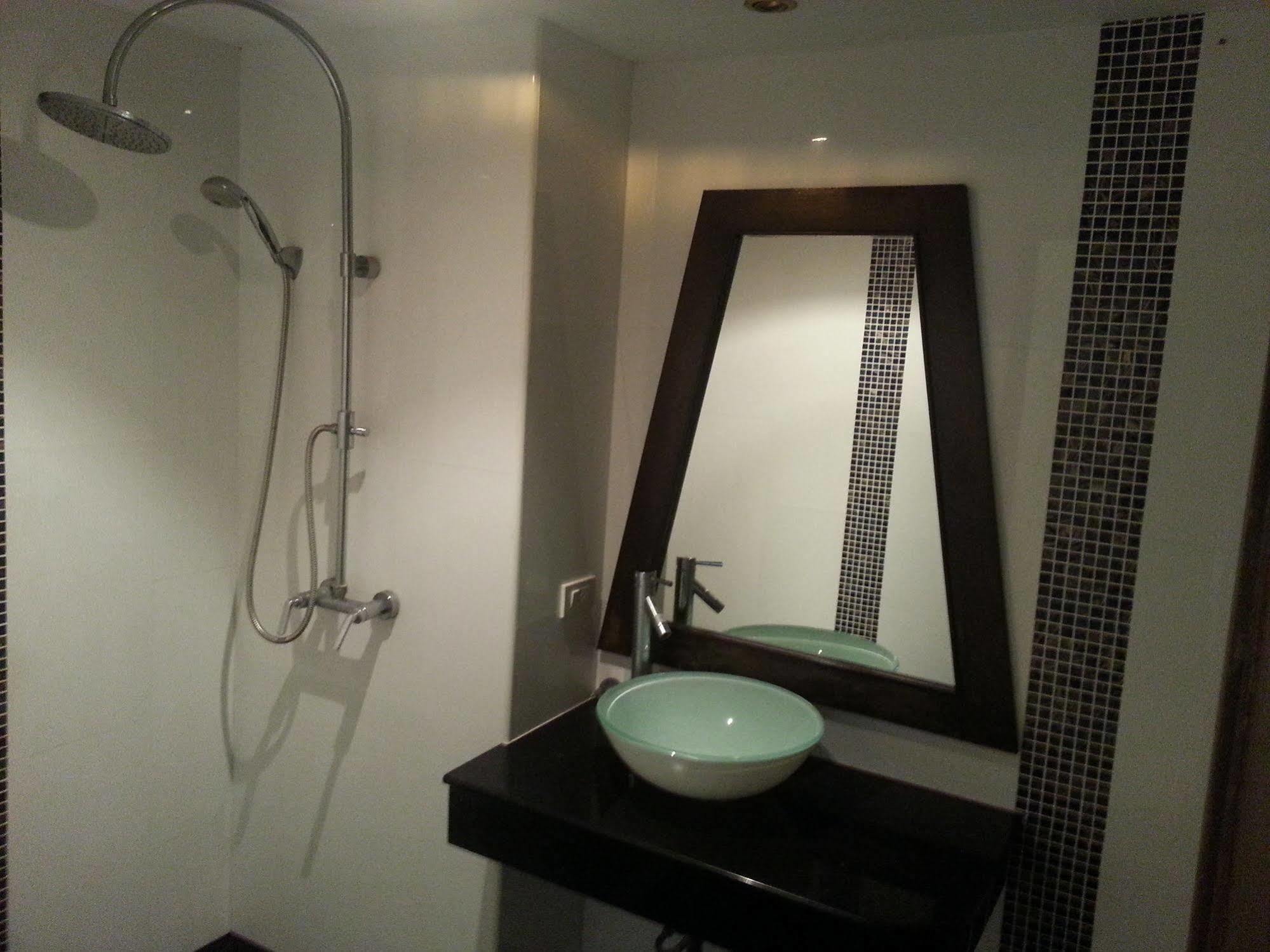 Daisy Residence Jomtien Beach Exterior foto